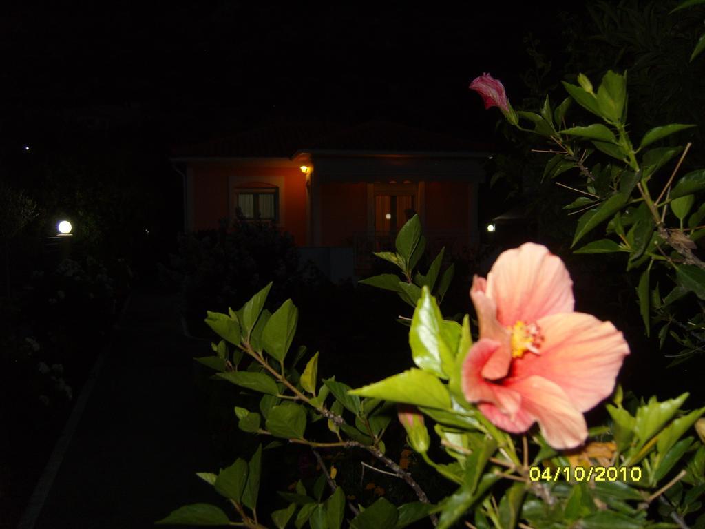 Elisabeth Villas Kerveli Exterior photo